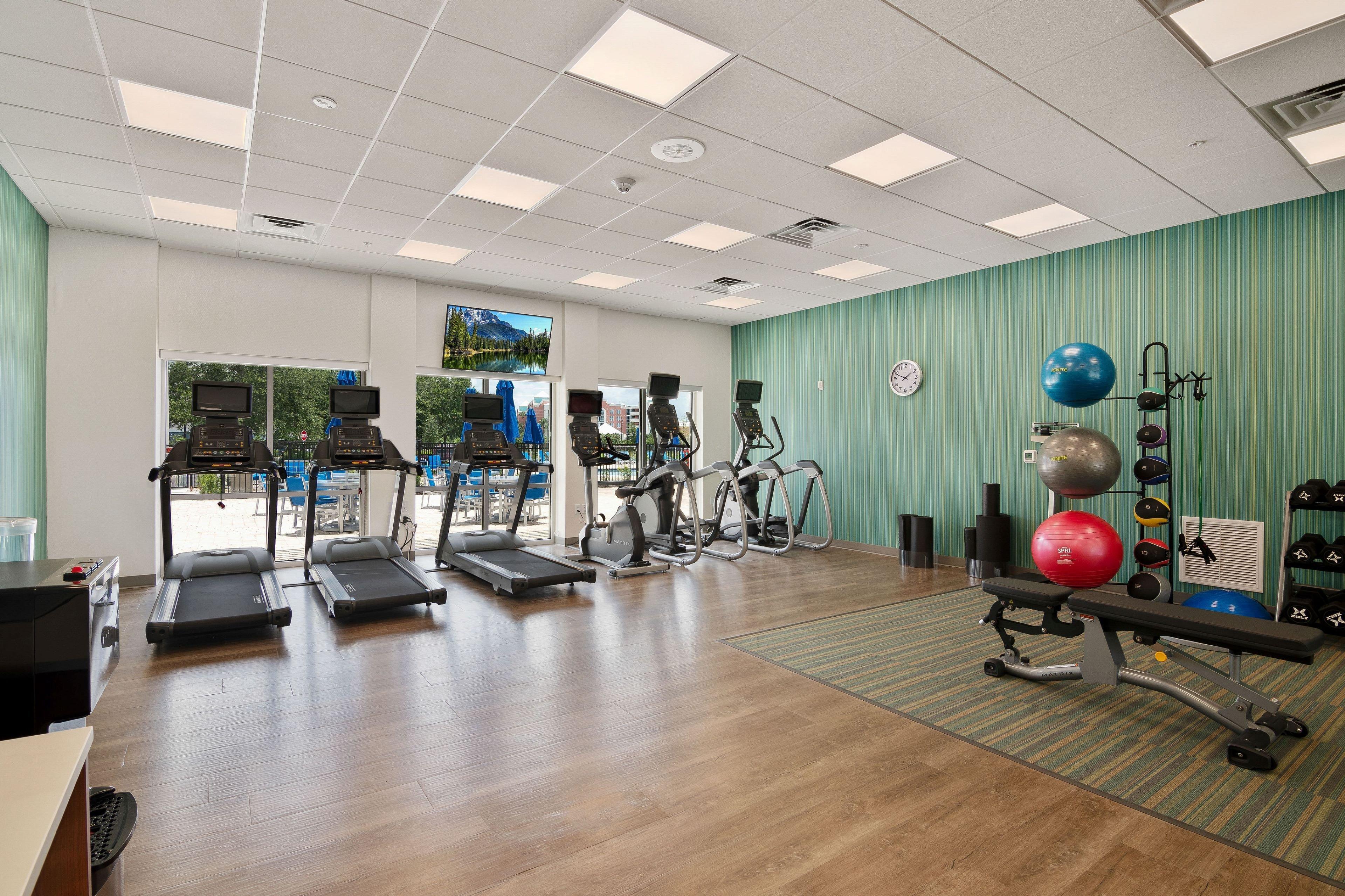 Holiday Inn Express & Suites Orlando- Lake Buena Vista By Ihg Exterior foto