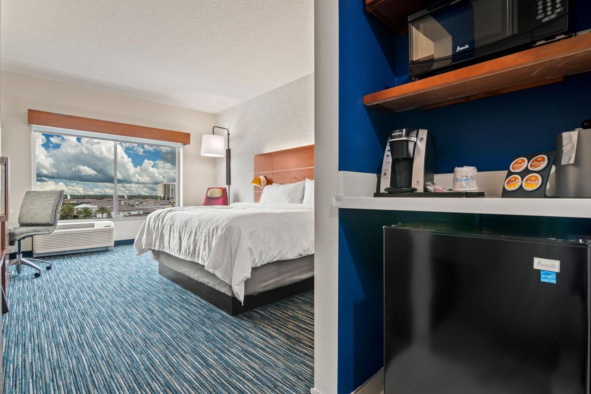 Holiday Inn Express & Suites Orlando- Lake Buena Vista By Ihg Exterior foto