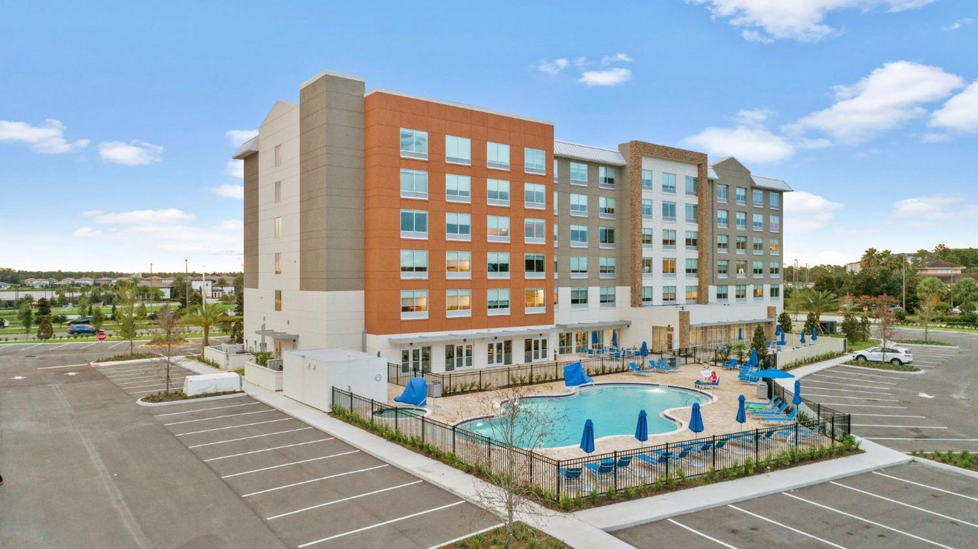Holiday Inn Express & Suites Orlando- Lake Buena Vista By Ihg Exterior foto