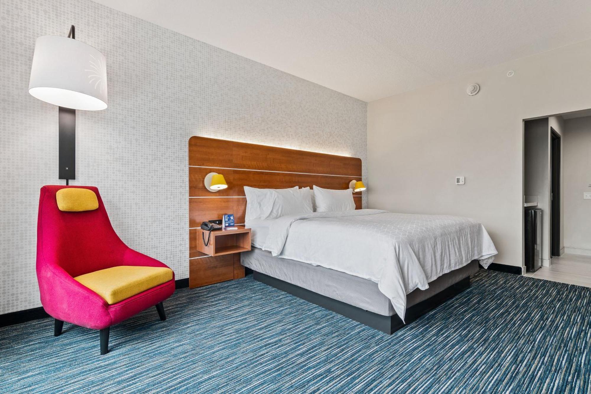 Holiday Inn Express & Suites Orlando- Lake Buena Vista By Ihg Exterior foto