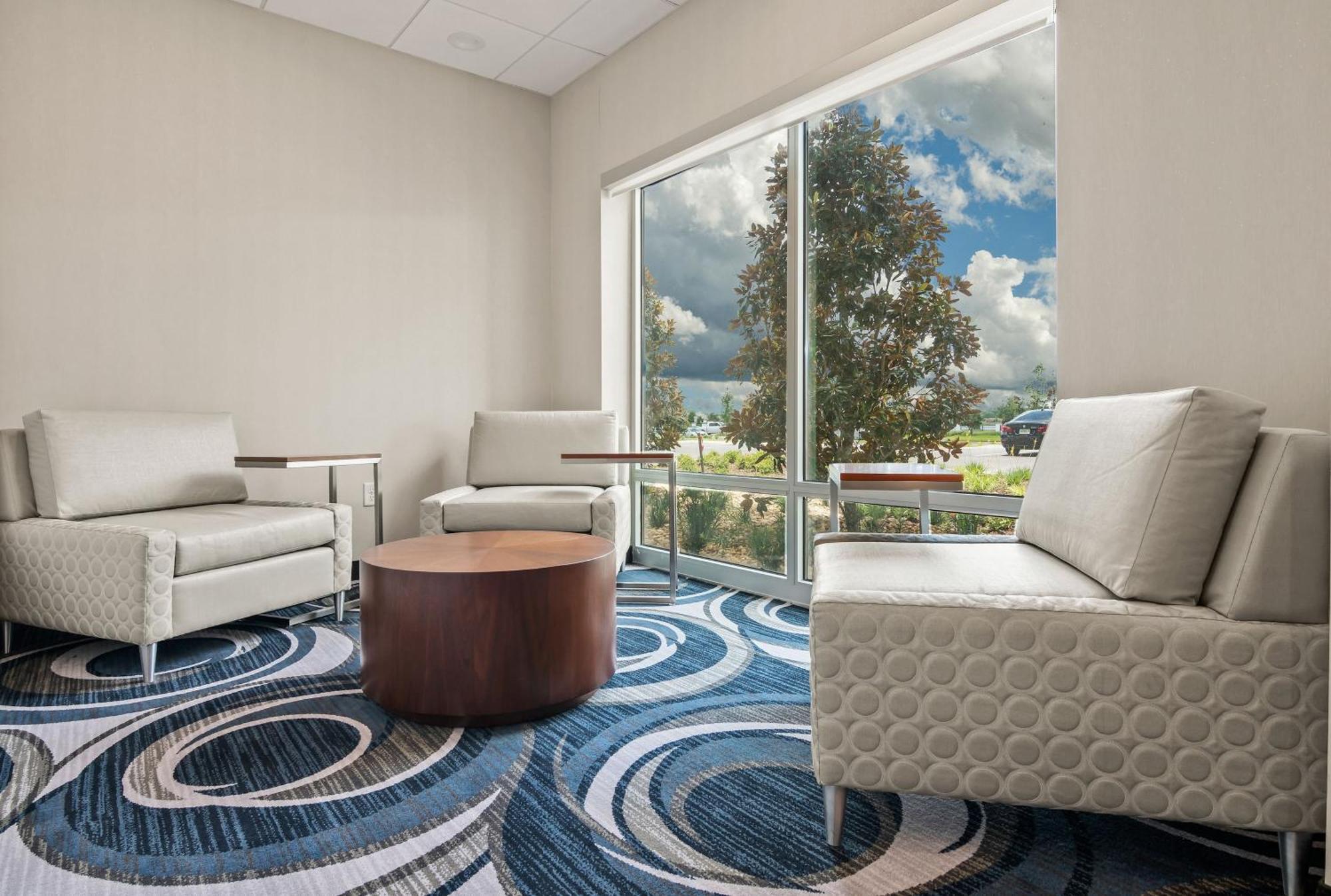 Holiday Inn Express & Suites Orlando- Lake Buena Vista By Ihg Exterior foto