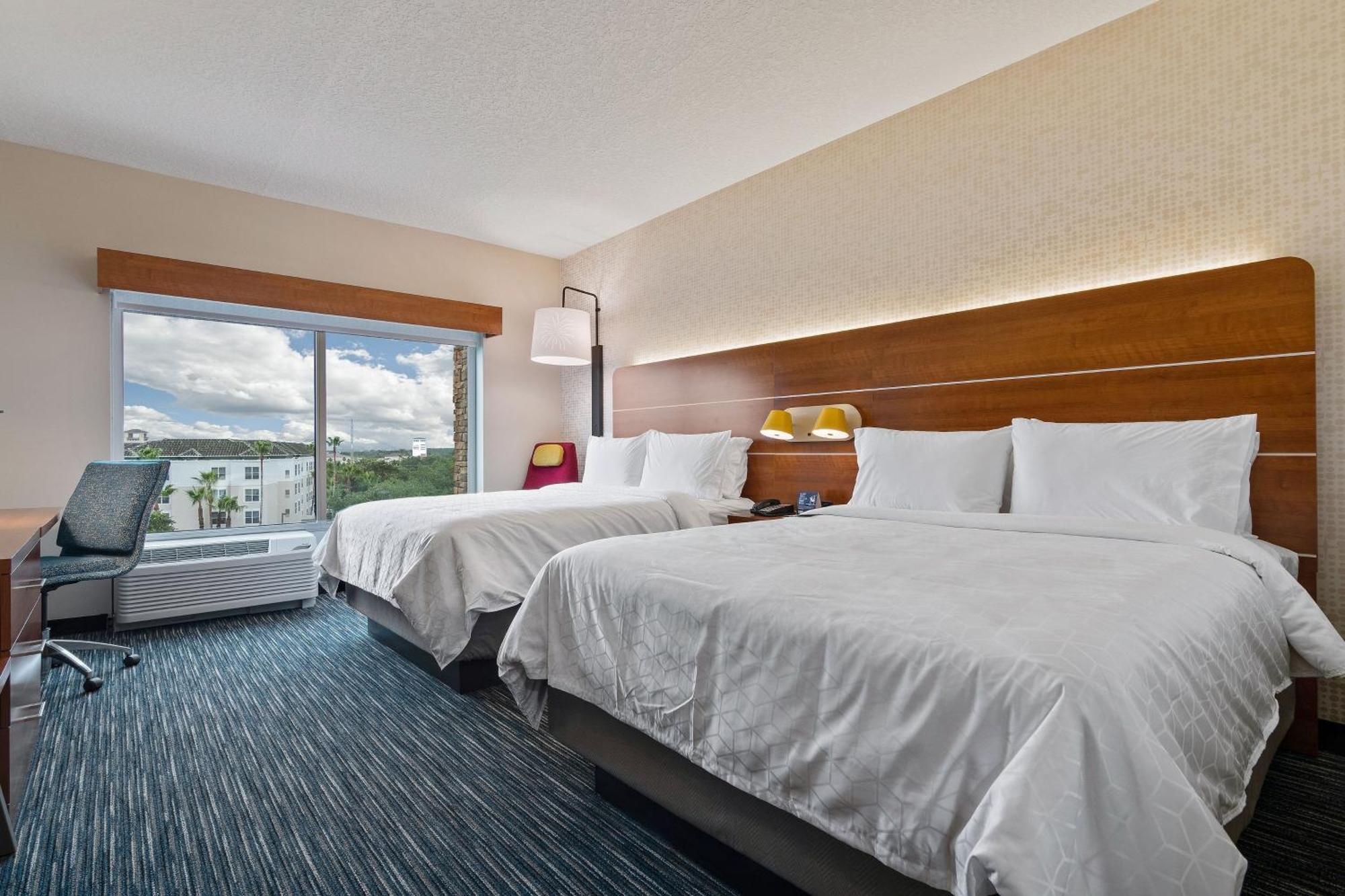 Holiday Inn Express & Suites Orlando- Lake Buena Vista By Ihg Exterior foto